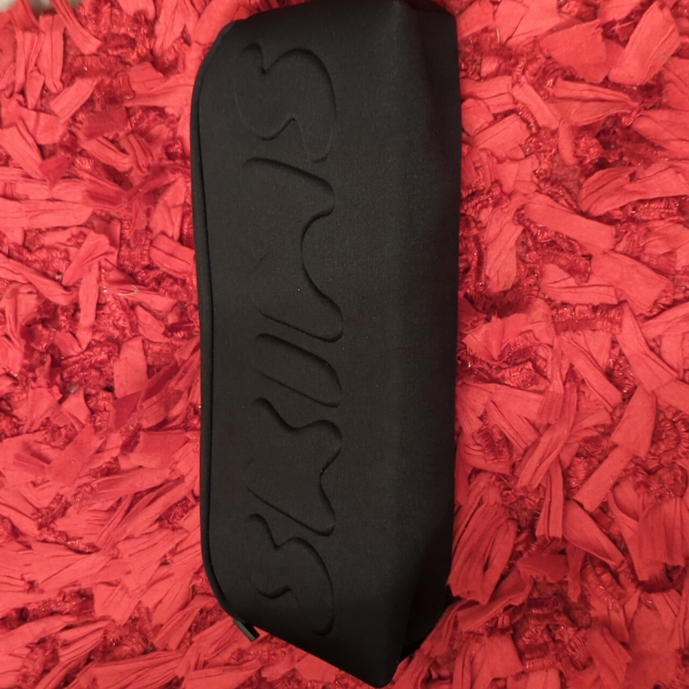 SKIMS TRAVEL LINGERIE CASE